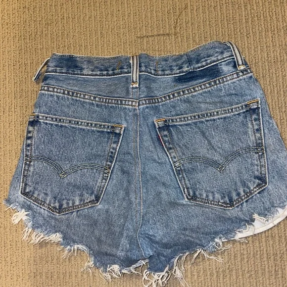 VINTAGE Levi’s - Picture 2 of 3